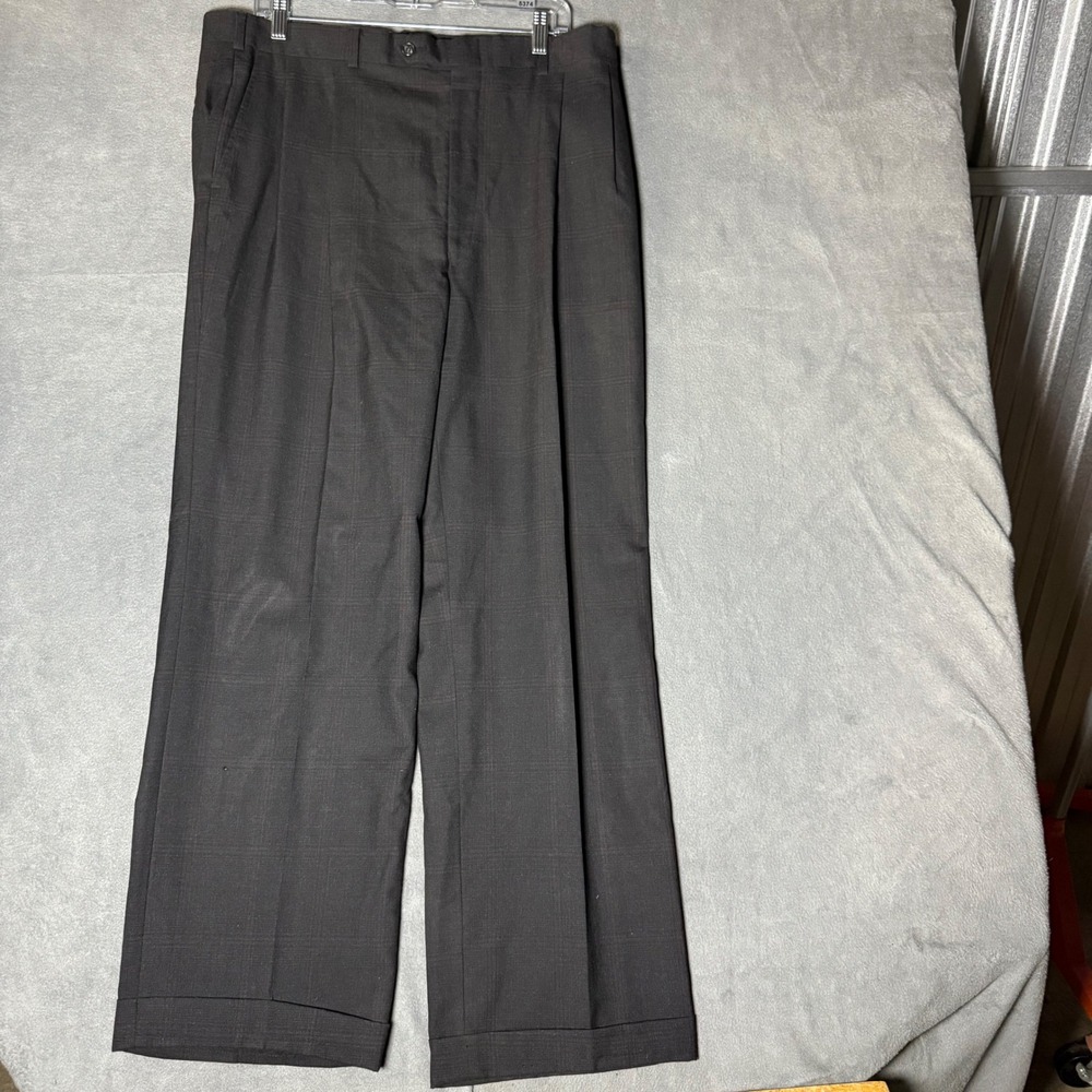 Burberrys Vintage Mens Charcoal Plaid Pleated Cuffed Dress Pants Slacks 37x29